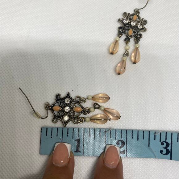 Vintage Chandelier Dangle Earrings Filigree Peach Teardrop Rhinestones Boho Glam - Picture 15 of 16